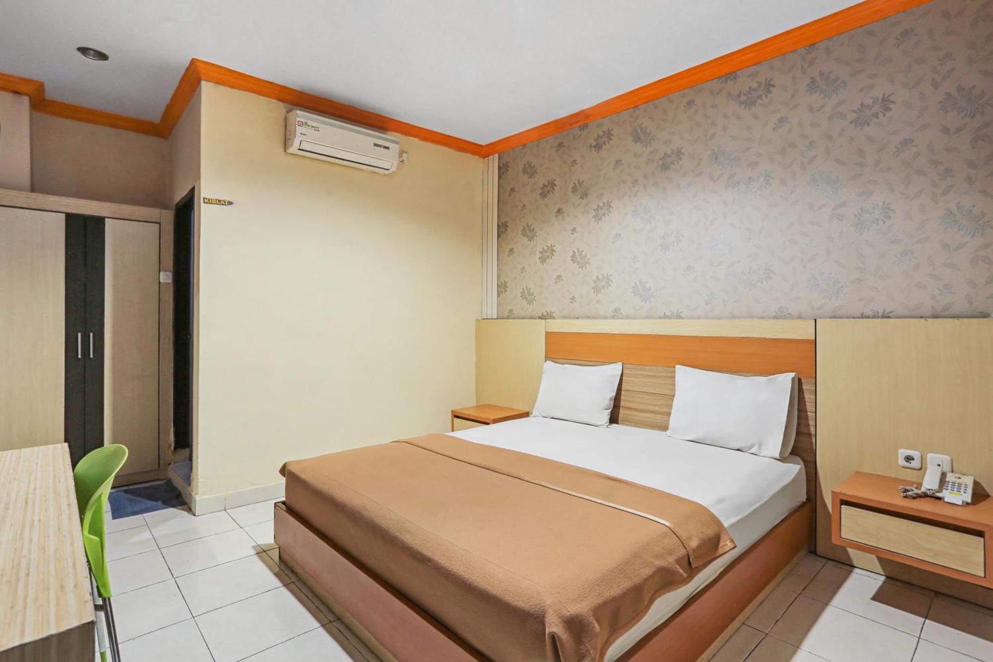 Collection O 93163 Hotel Grand Kartika Parepare Dış mekan fotoğraf
