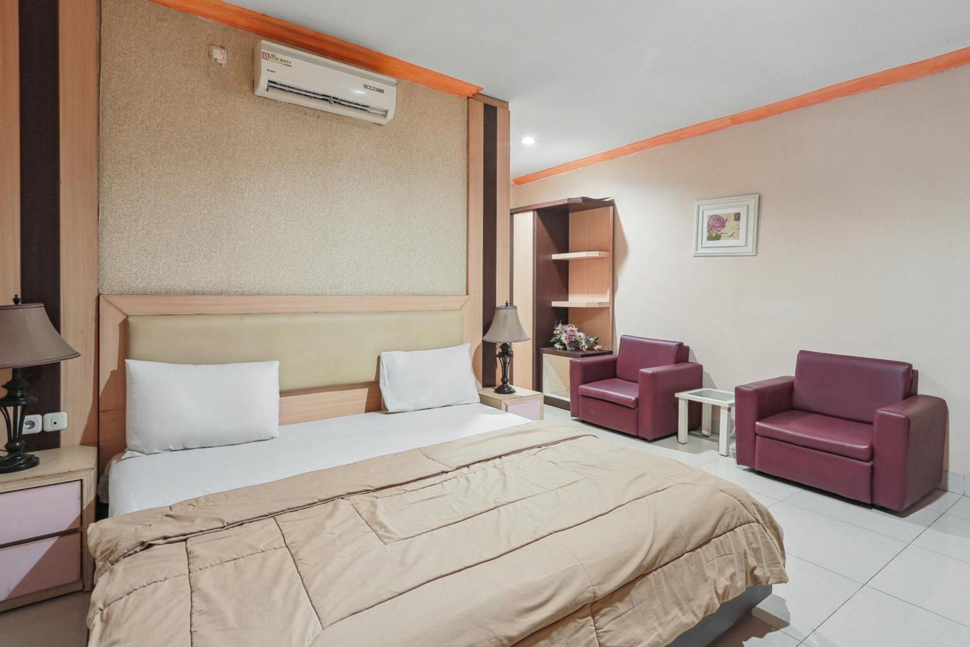 Collection O 93163 Hotel Grand Kartika Parepare Dış mekan fotoğraf